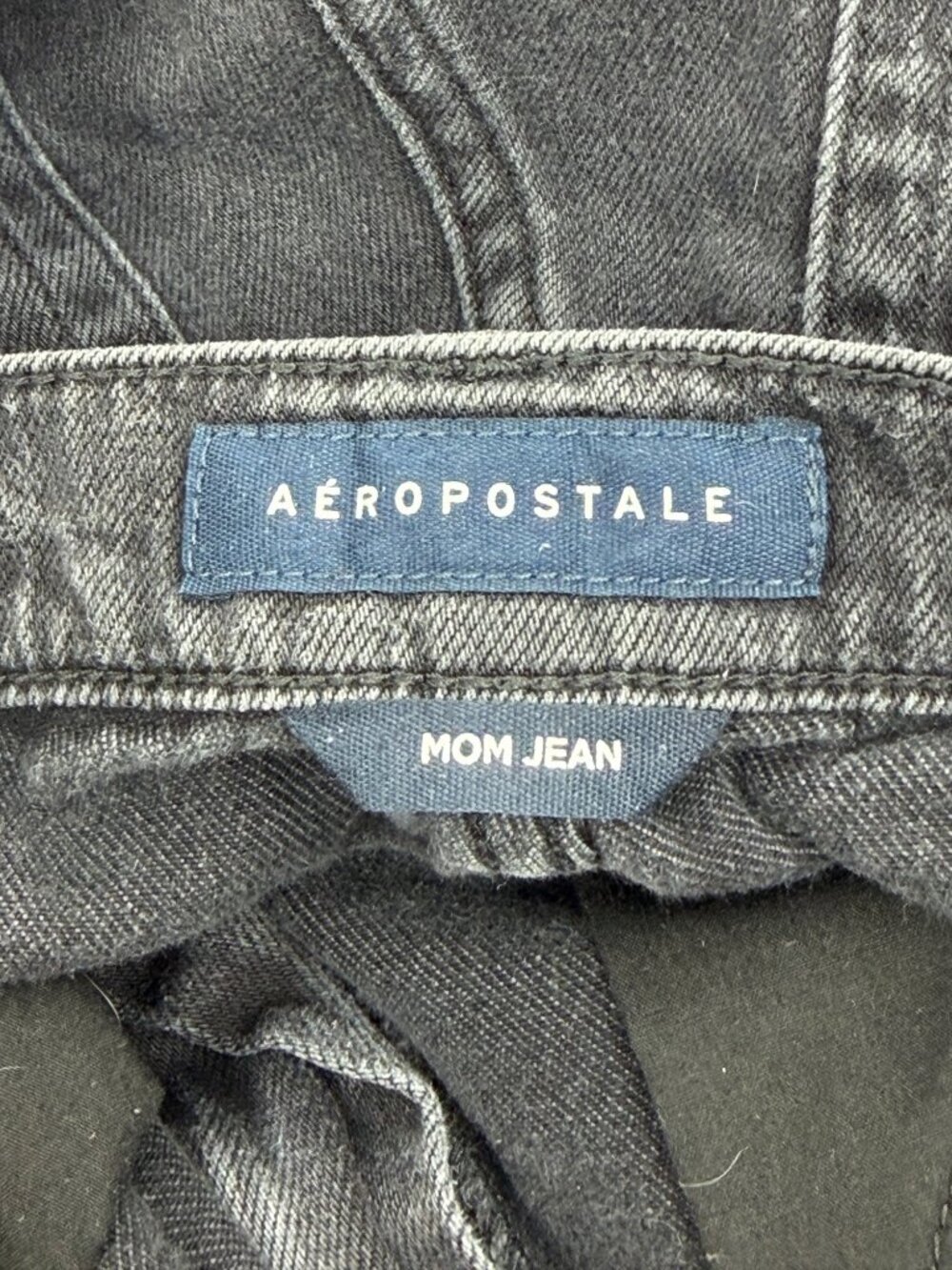 Aeropostale Black Distressed Mom Jeans High-Rise Boyfriend Style 4| Indie Sleaze - Picture 12 of 14